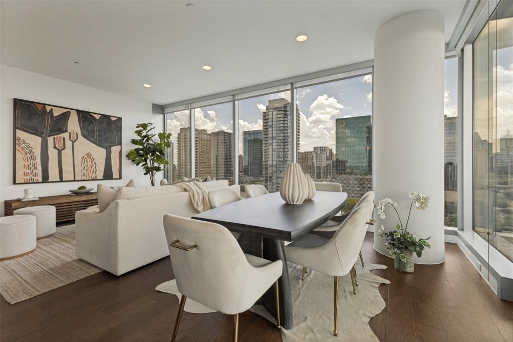3130 N Harwood Street, #1701, Dallas, TX 75202