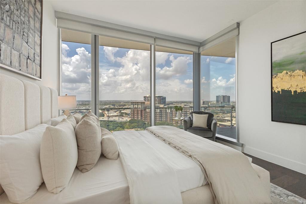 3130 N Harwood Street, #1701, Dallas, TX 75202