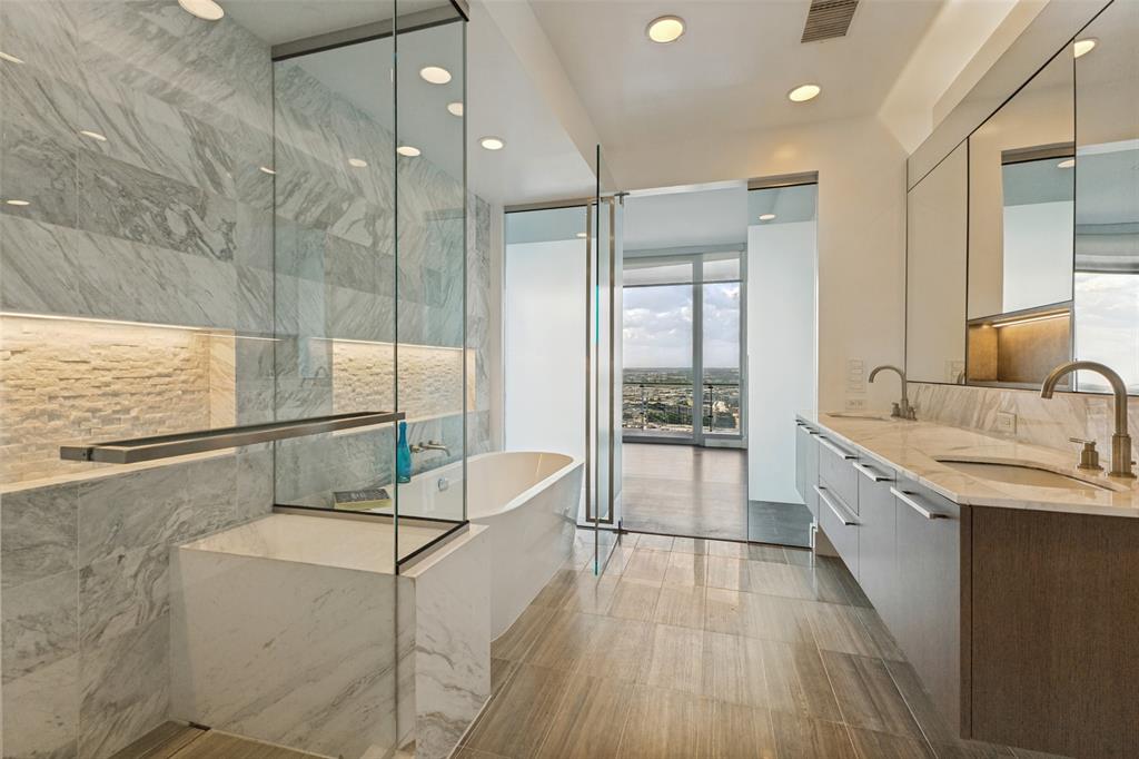 3130 N Harwood Street, #1701, Dallas, TX 75202