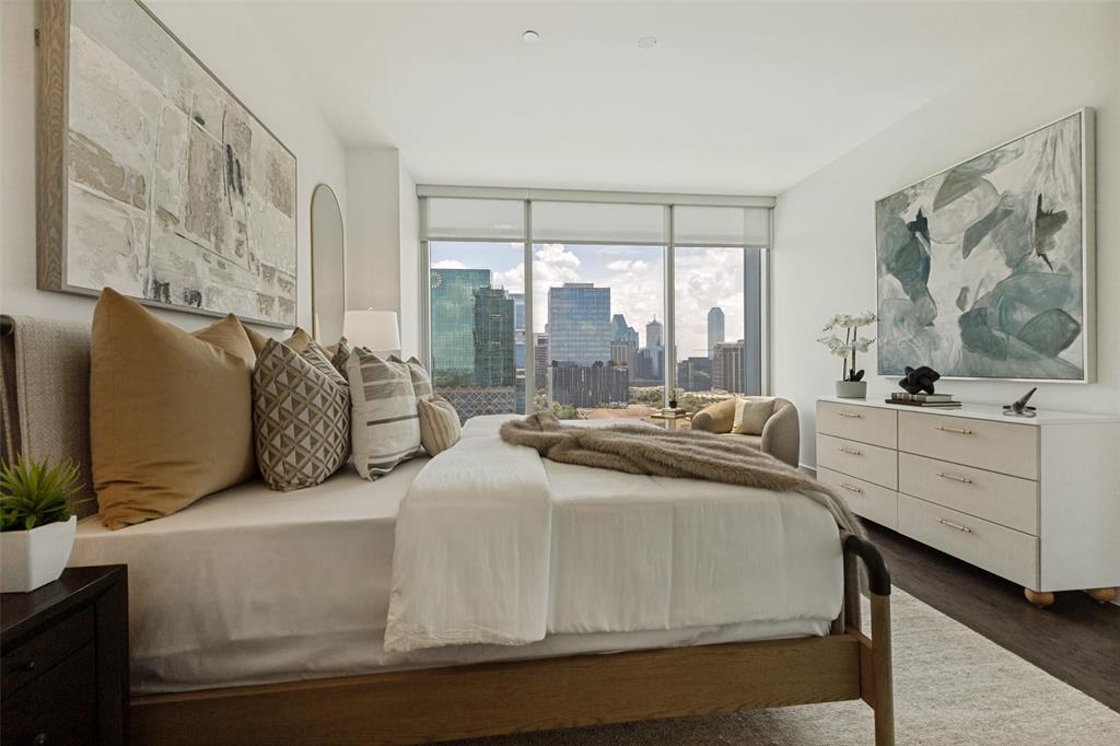 3130 N Harwood Street, #1701, Dallas, TX 75202