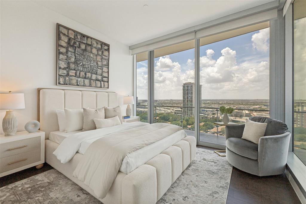3130 N Harwood Street, #1701, Dallas, TX 75202