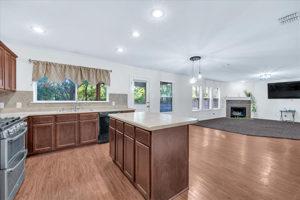 821 Honeywell Drive, Anna, TX 75409