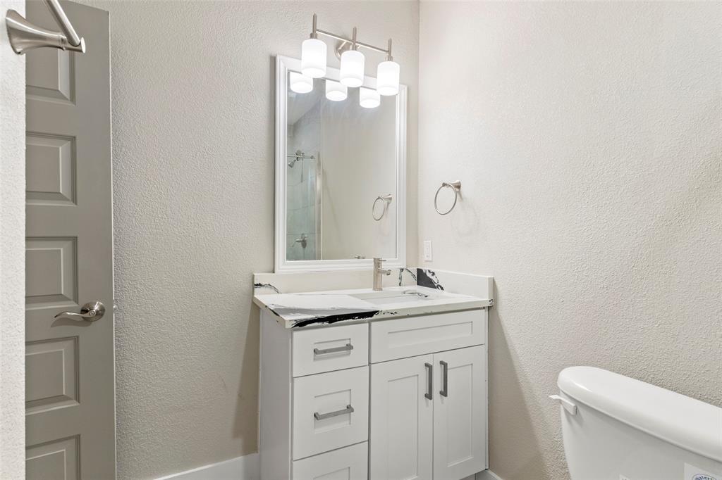 604 S Fitzhugh Avenue, Dallas, TX 75223