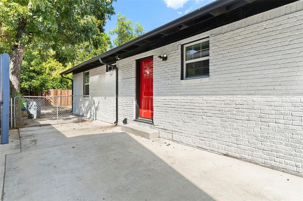 604 S Fitzhugh Avenue, Dallas, TX 75223