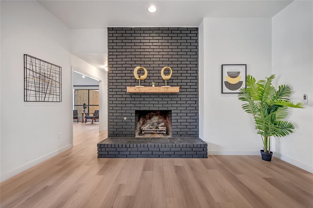 3106 University Drive, Rowlett, TX 75088 3106 University Drive, Rowlett, TX 75088