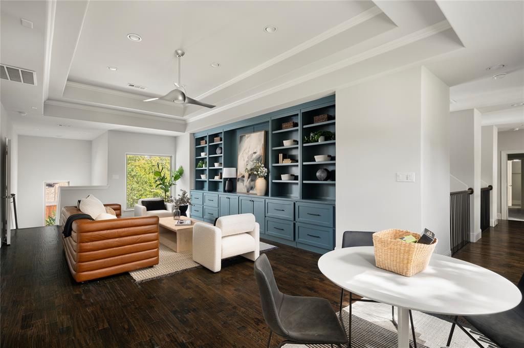 5517 Charlestown Drive, Dallas, TX 75230
