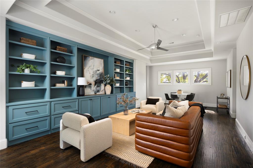 5517 Charlestown Drive, Dallas, TX 75230