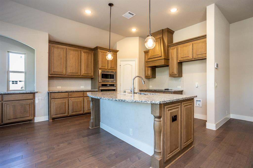 4613 Wildflower Way, Midlothian, TX 76065