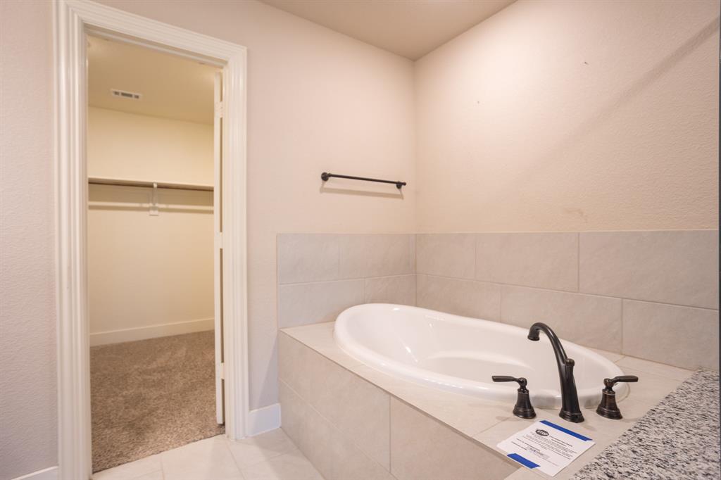 4613 Wildflower Way, Midlothian, TX 76065