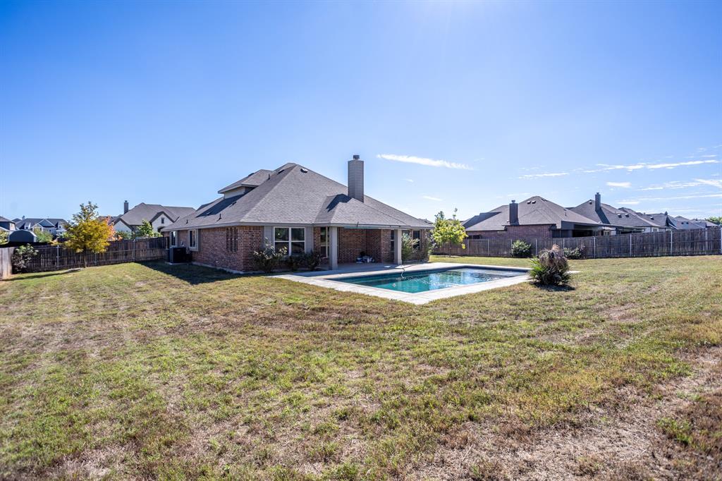 4613 Wildflower Way, Midlothian, TX 76065