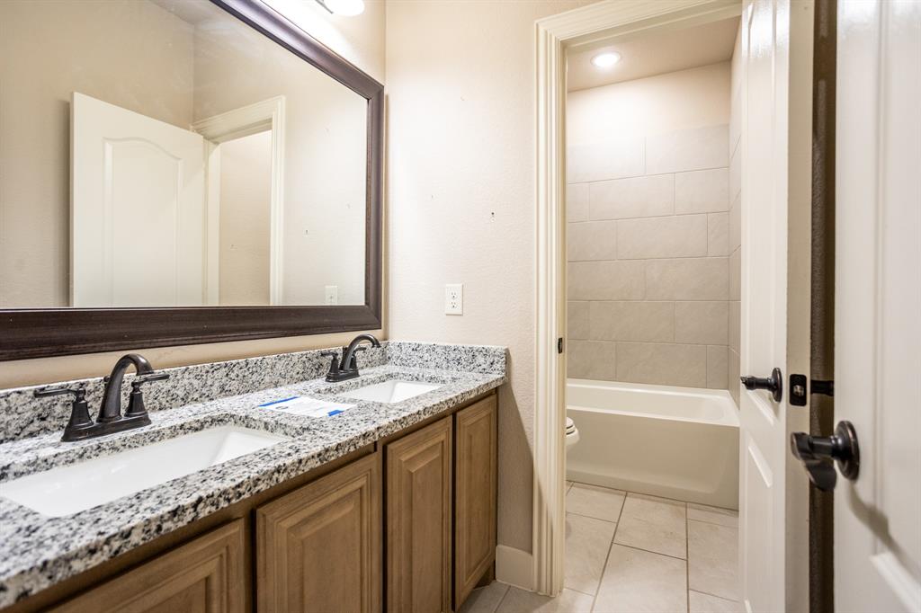 4613 Wildflower Way, Midlothian, TX 76065