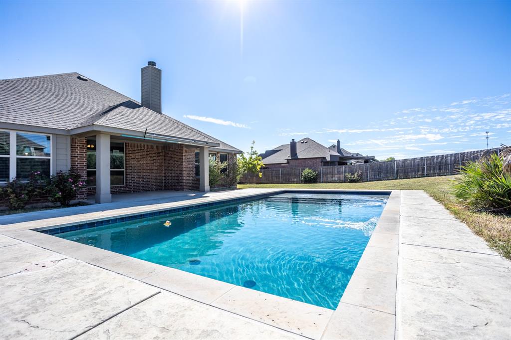 4613 Wildflower Way, Midlothian, TX 76065