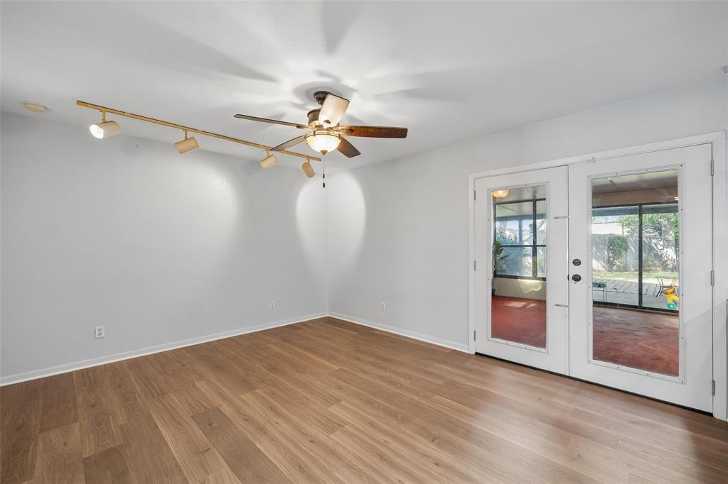 205 Lucinda Drive, Garland, TX 75040