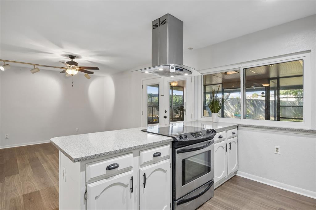 205 Lucinda Drive, Garland, TX 75040