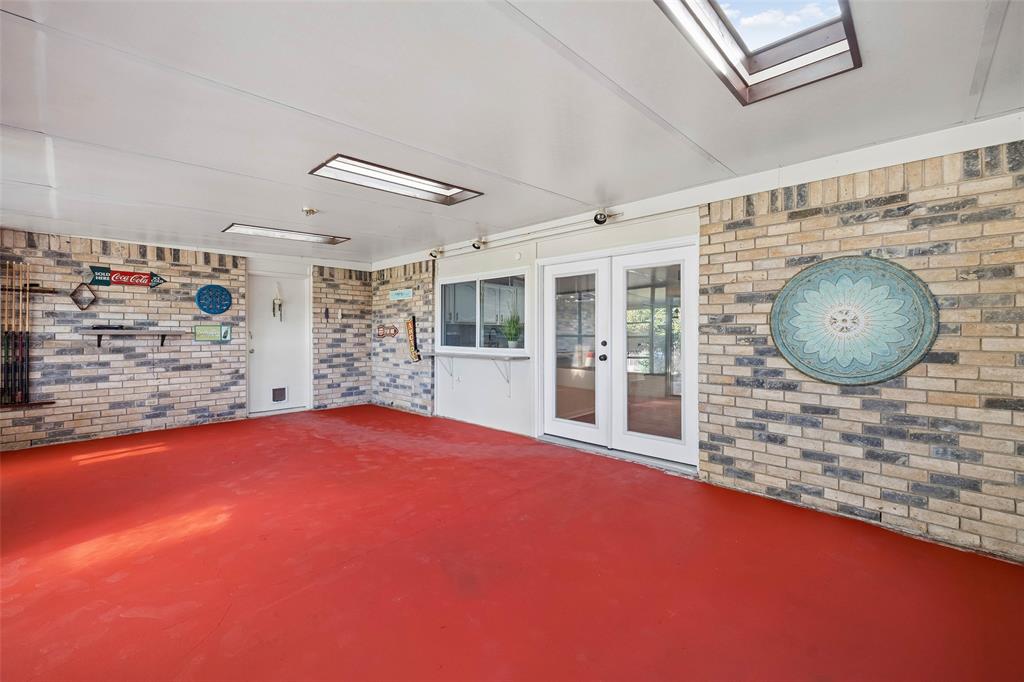 205 Lucinda Drive, Garland, TX 75040