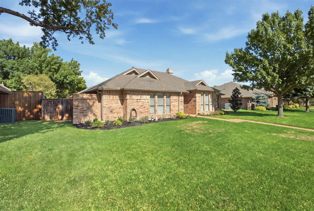 208 Steamboat Drive, Coppell, TX 75019