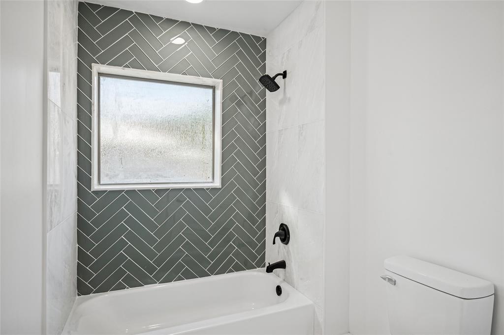 9946 Kilarney Drive, Dallas, TX 75218
