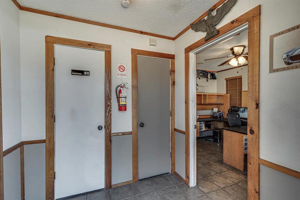 402 W Belt Line Road, Cedar Hill, TX 75104