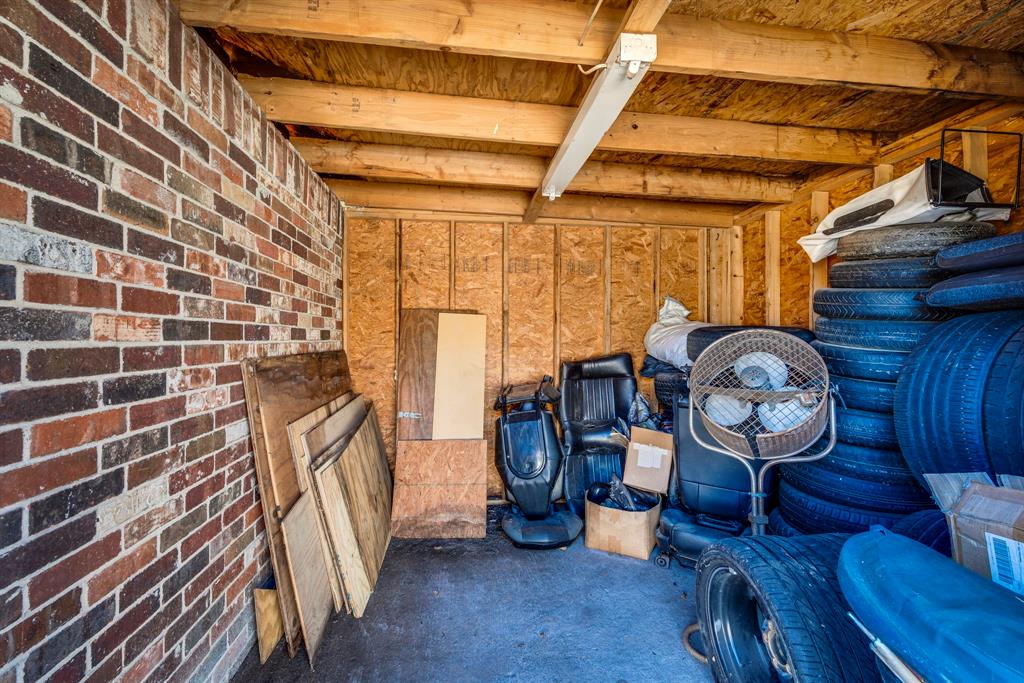 402 W Belt Line Road, Cedar Hill, TX 75104