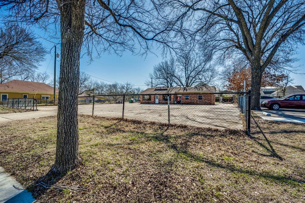 402 W Belt Line Road, Cedar Hill, TX 75104 402 W Belt Line Road, Cedar Hill, TX 75104