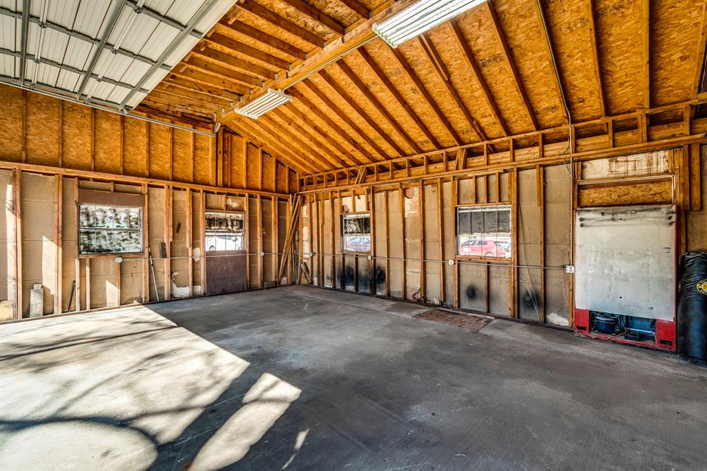 402 W Belt Line Road, Cedar Hill, TX 75104