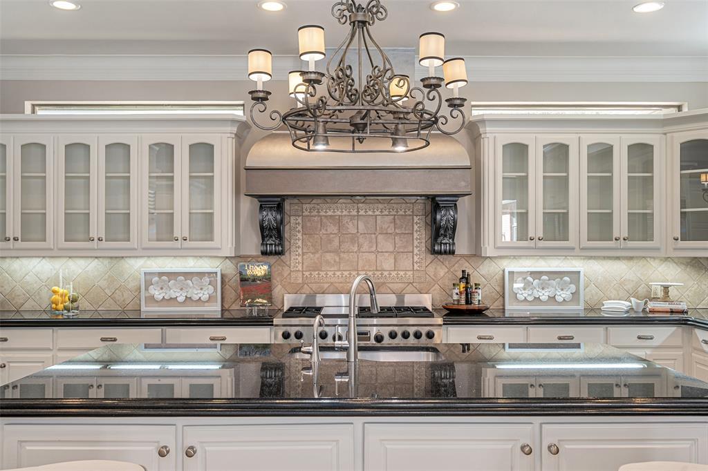 7404 Glen Albens Circle, Dallas, TX 75225
