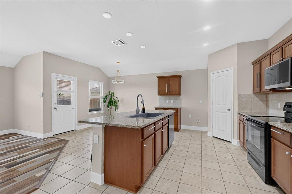 1119 Garnet Street, Princeton, TX 75407