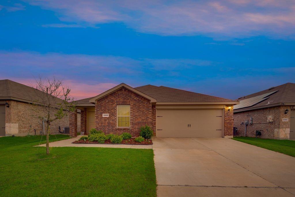 4503 Stardust Way, Forney, TX 75126
