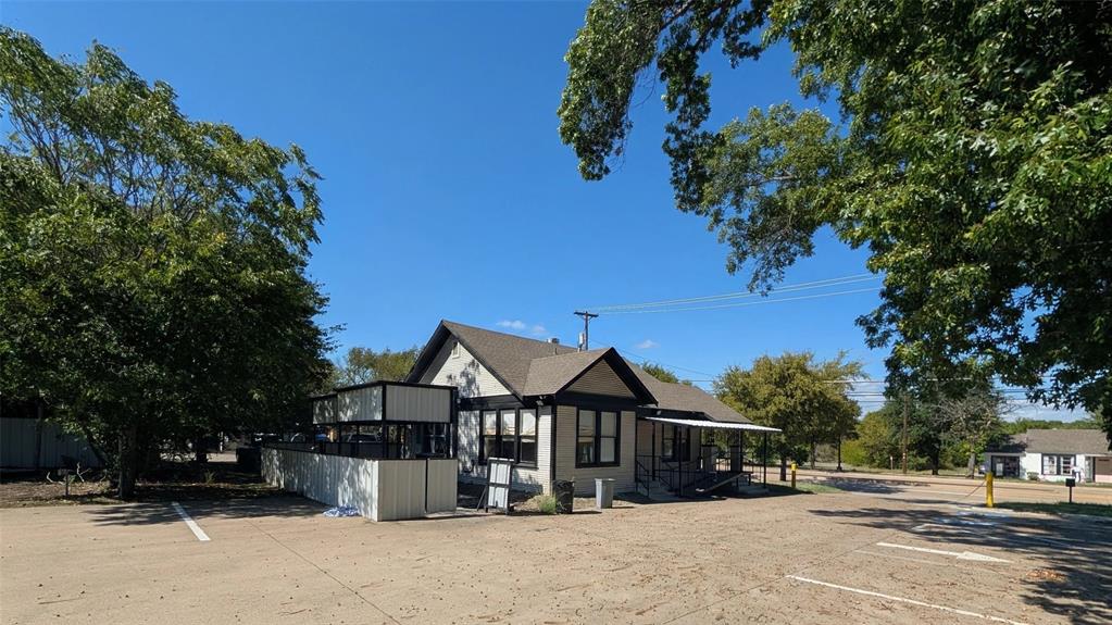 406 W Belt Line Road, Cedar Hill, TX 75104