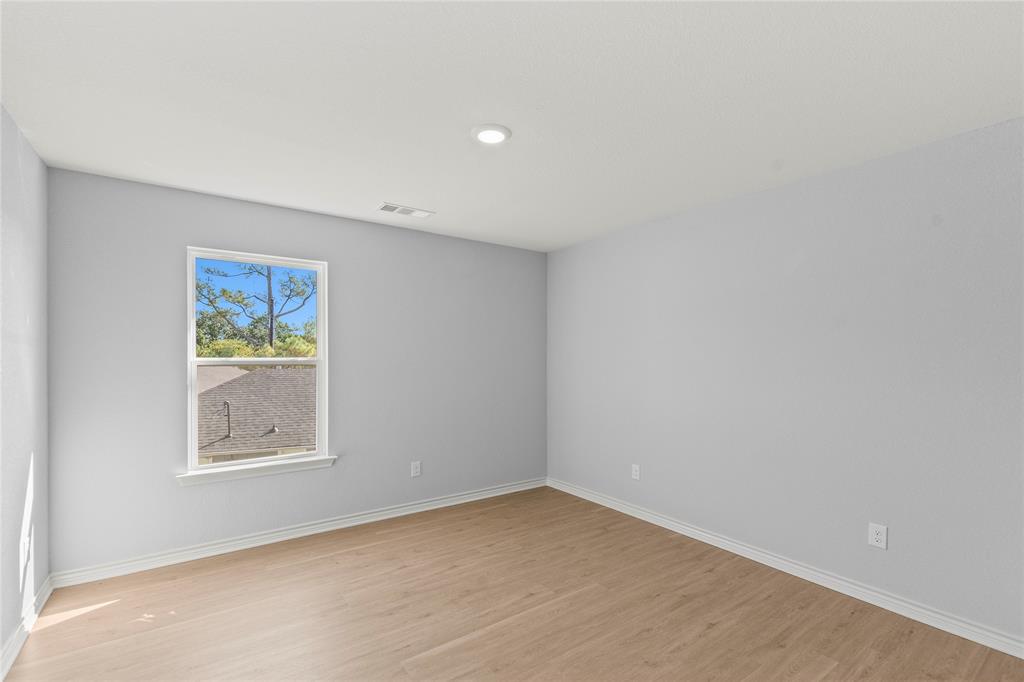 314 Oak Creek Drive, Tool, TX 75143