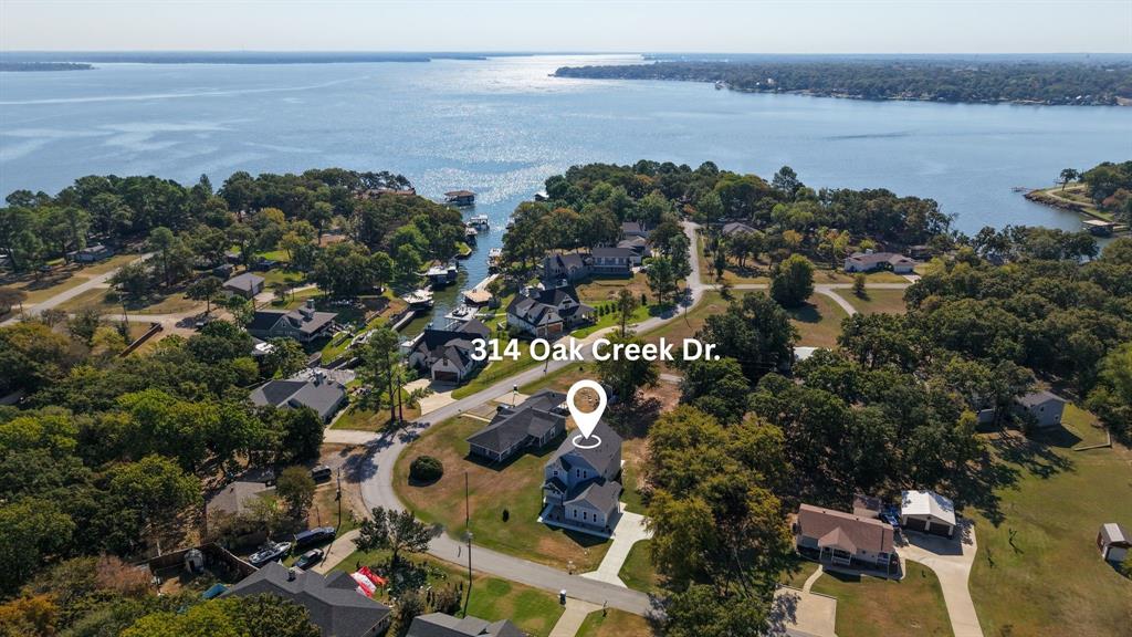 314 Oak Creek Drive, Tool, TX 75143