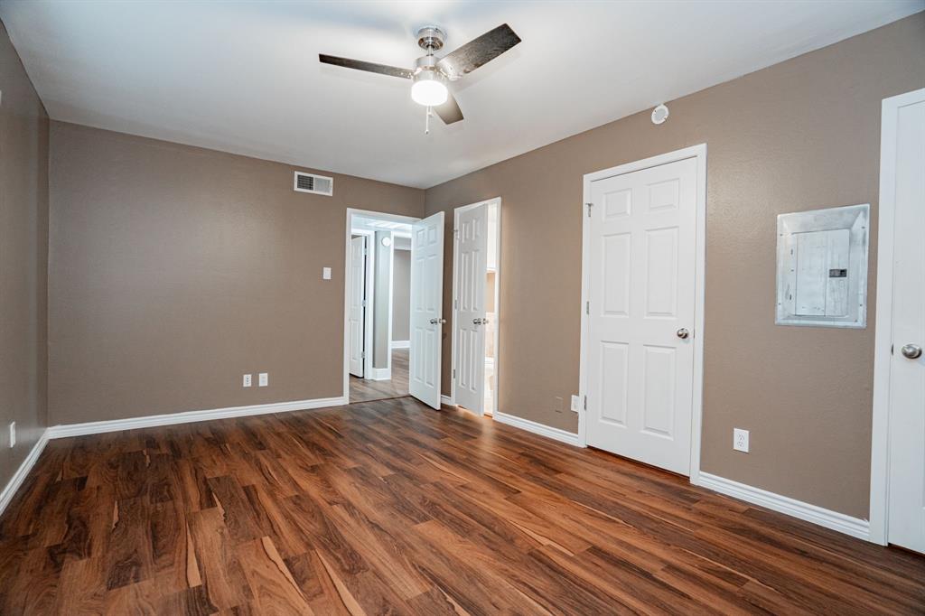 7809 Meadow Park Drive, #208, Dallas, TX 75230
