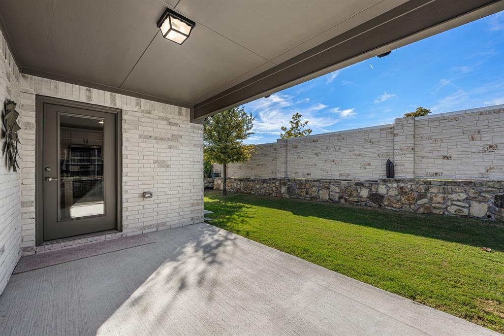 108 Sleepy Willow Lane, McKinney, TX 75071