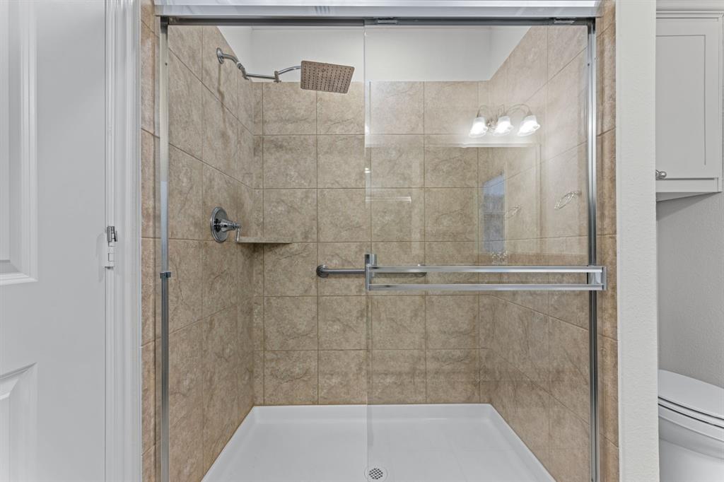 108 Sleepy Willow Lane, McKinney, TX 75071