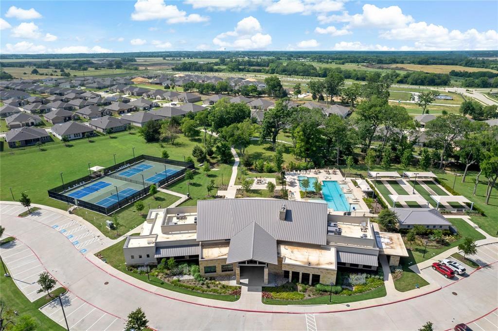 108 Sleepy Willow Lane, McKinney, TX 75071