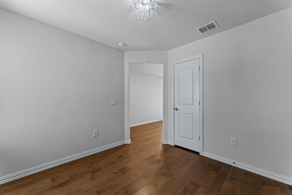 108 Sleepy Willow Lane, McKinney, TX 75071