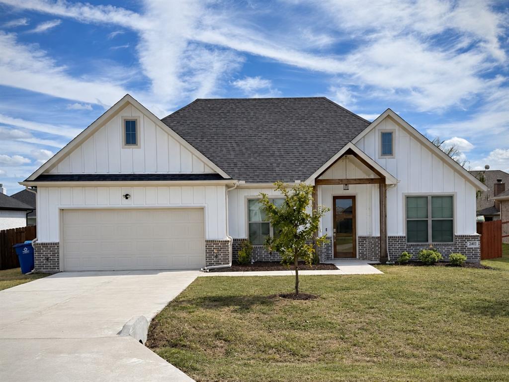241 Poinsetta Drive, Palmer, TX 75152 241 Poinsetta Drive, Palmer, TX 75152