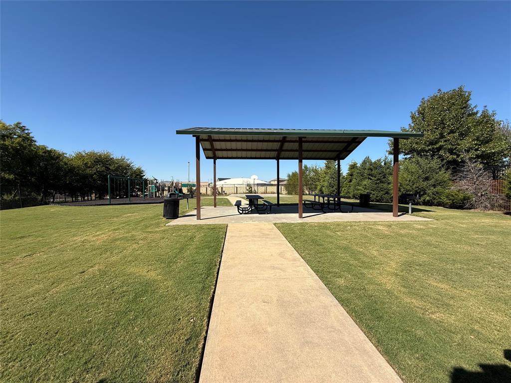 130 Prairie View Drive, Princeton, TX 75407