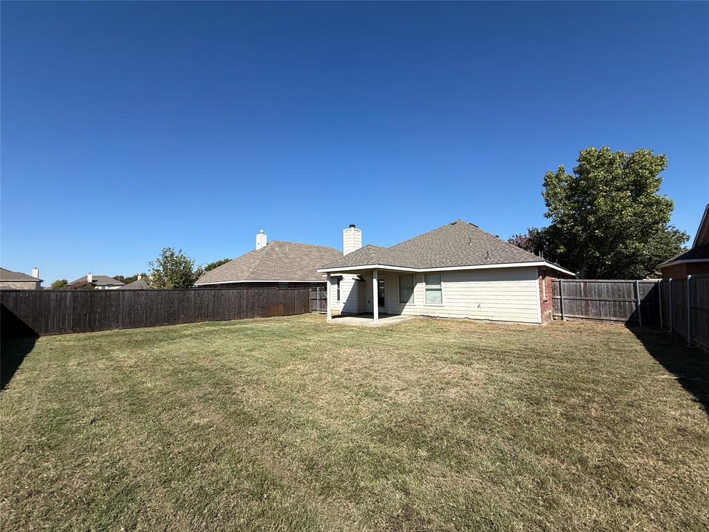 130 Prairie View Drive, Princeton, TX 75407