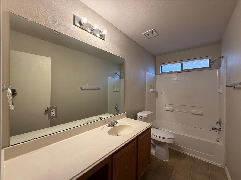 130 Prairie View Drive, Princeton, TX 75407