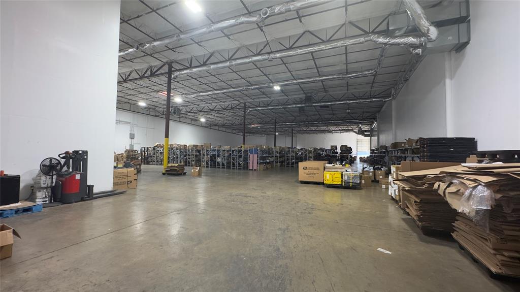 5050 Investment Drive, Dallas, TX 75236
