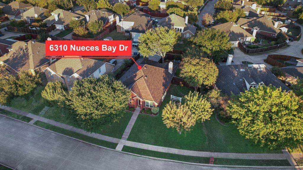 Large lot nearing a quarter acre
