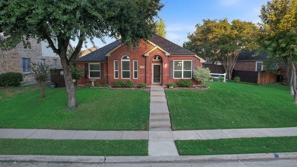 6310 Nueces Bay Drive, Rowlett, TX 75089 6310 Nueces Bay Drive, Rowlett, TX 75089