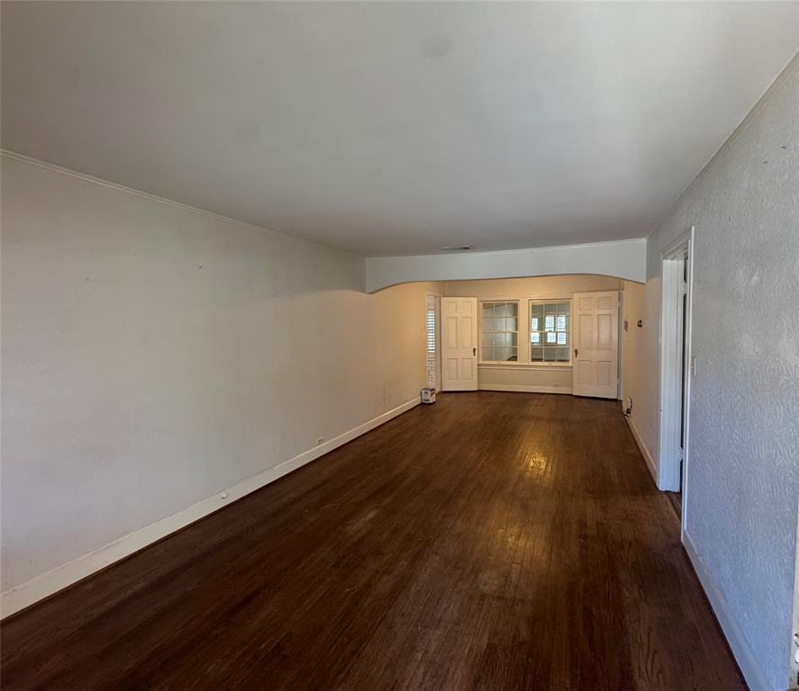602 W High Street, Terrell, TX 75160