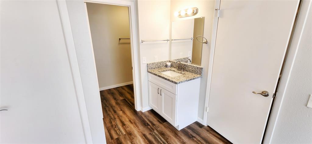 4402 Tophill Lane, Irving, TX 75038