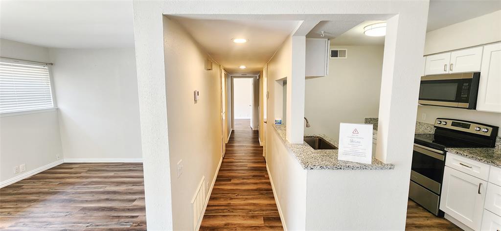 4402 Tophill Lane, Irving, TX 75038