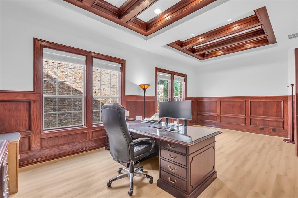 10910 Nevis Lane, Dallas, TX 75218