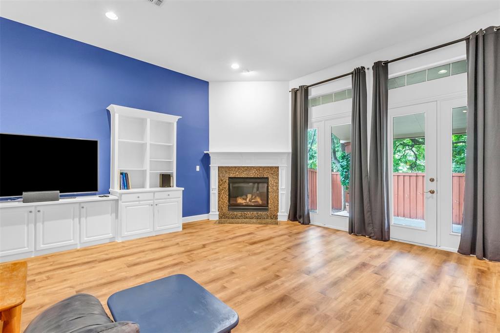 10910 Nevis Lane, Dallas, TX 75218