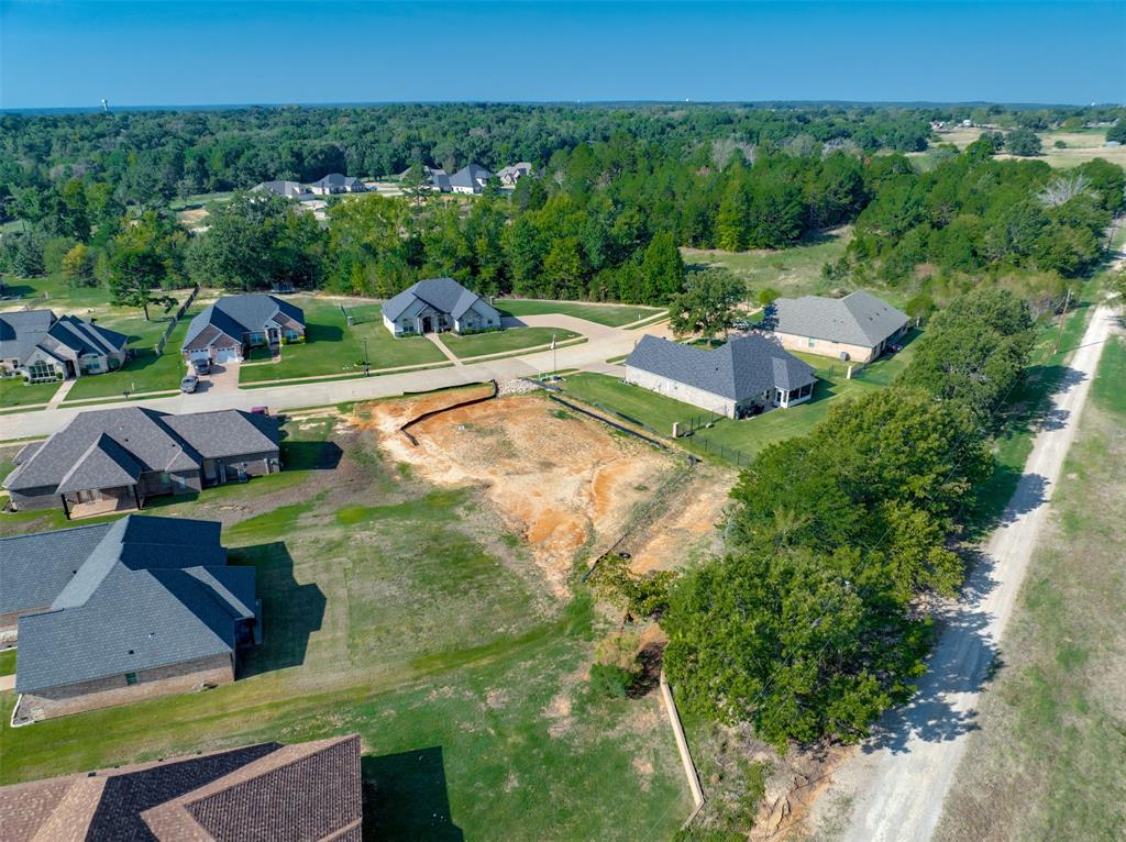409 Corrigan Trails Boulevard, Lindale, TX 75771