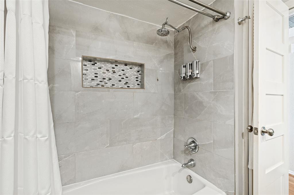 3008 Mahanna Springs Drive, #A, Dallas, TX 75235